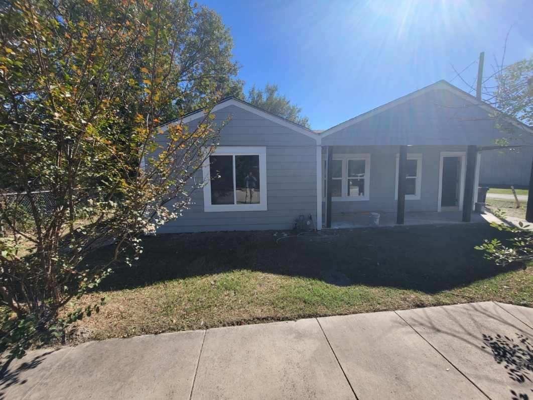 West #NA - Photo 2 of 15