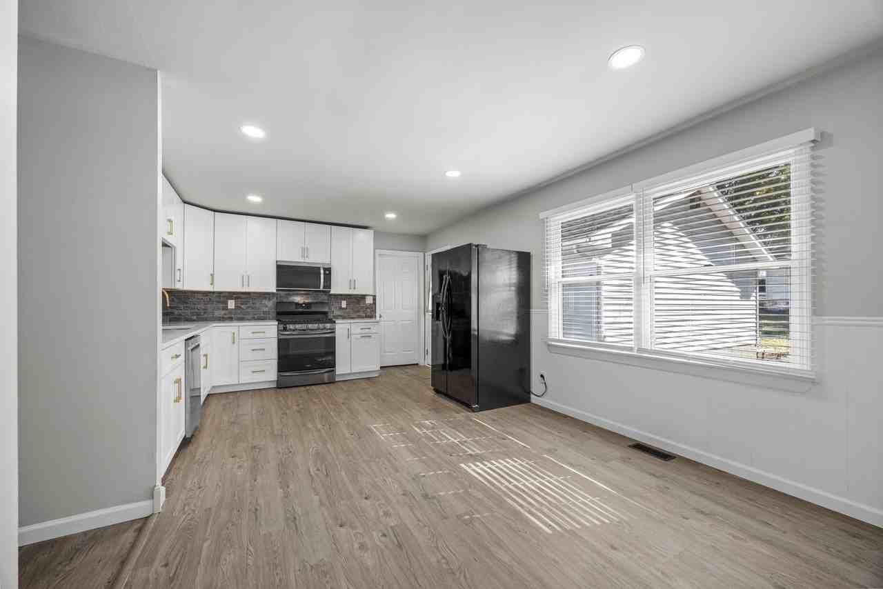 115 E Sycamore Rd #NA - Photo 6 of 19
