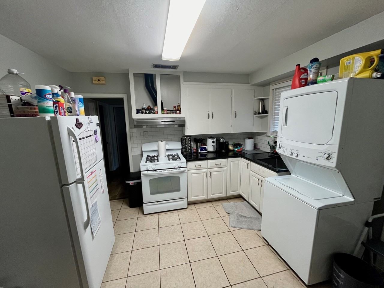932 Helios Ave #2 - Photo 3 of 12