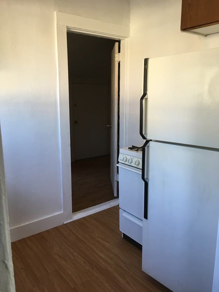 11 Hemstalk Ct #NA - Photo 3 of 7