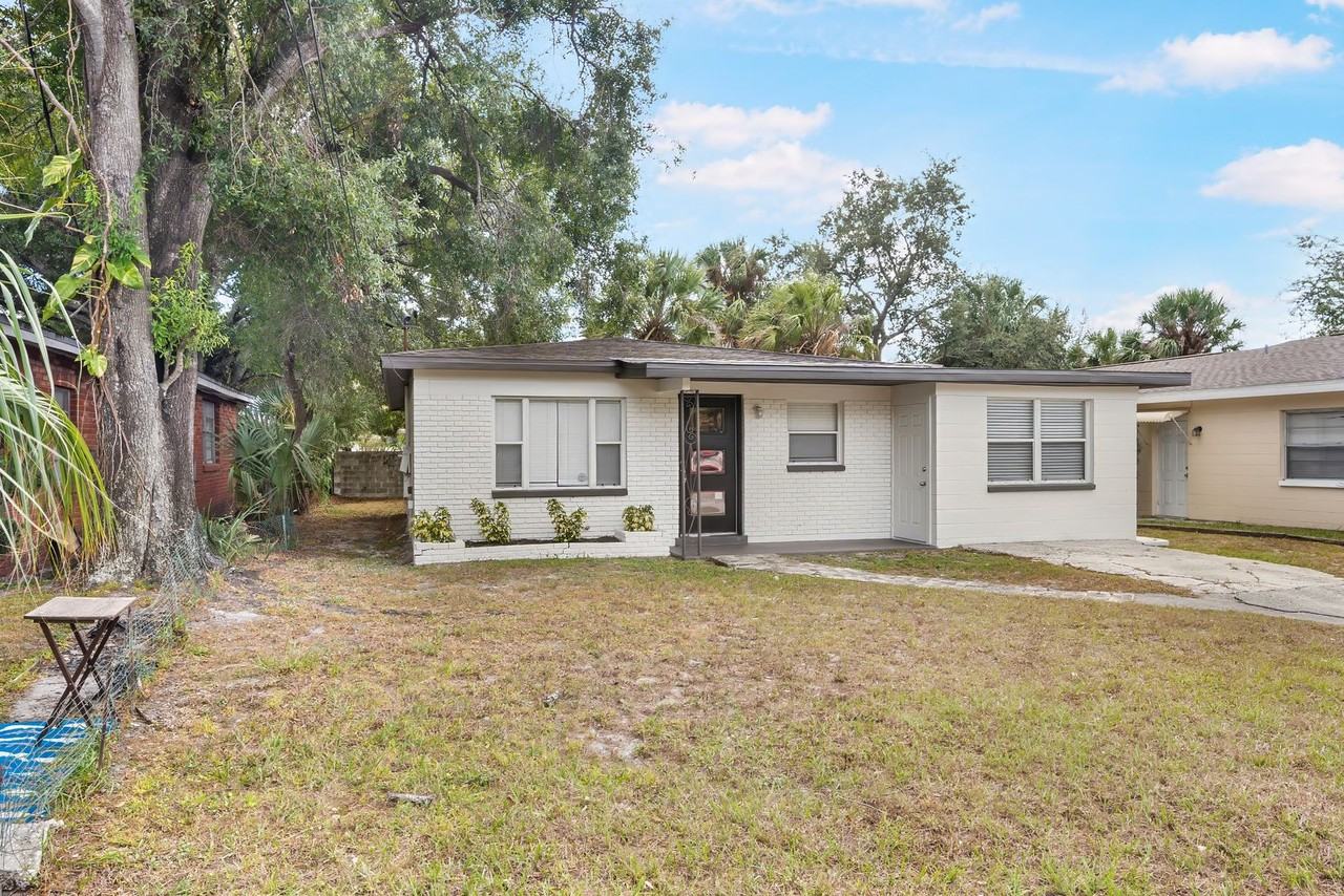 4008 W Laurel St - Photo 4 of 23