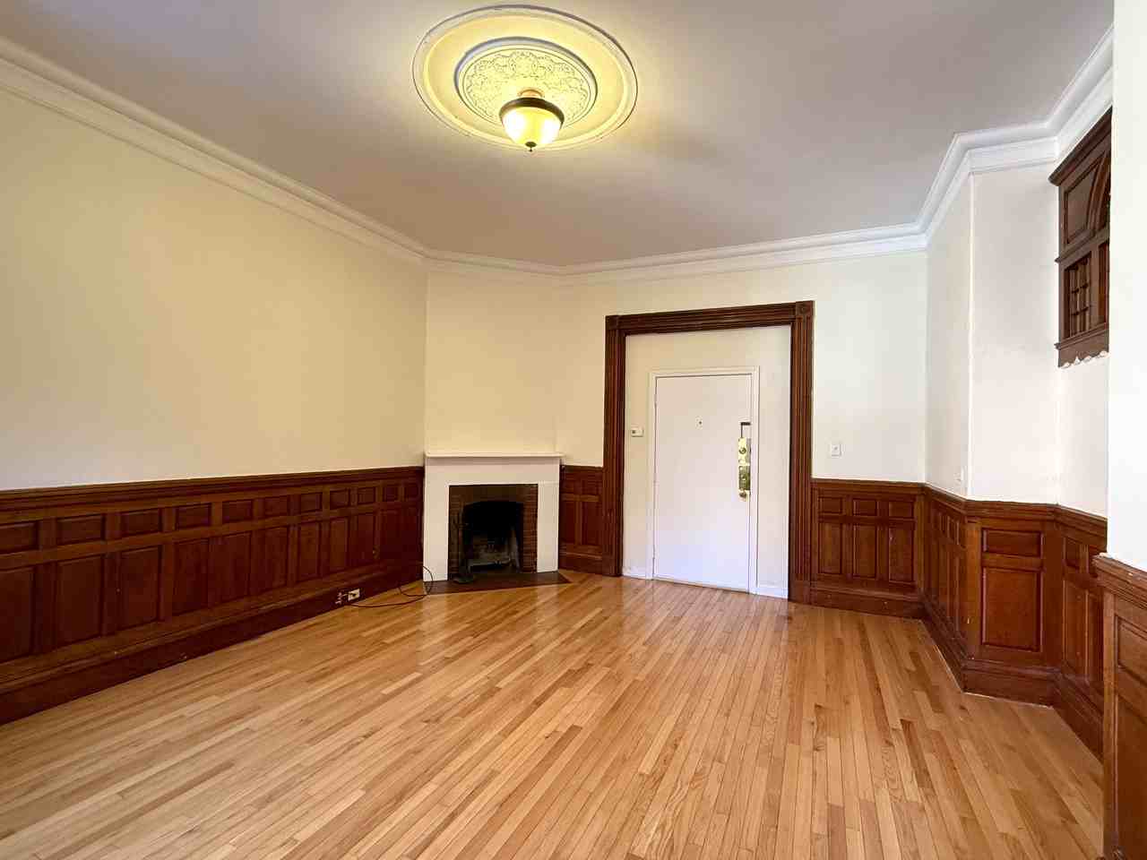 293 Newbury St #2A - Photo 3 of 11