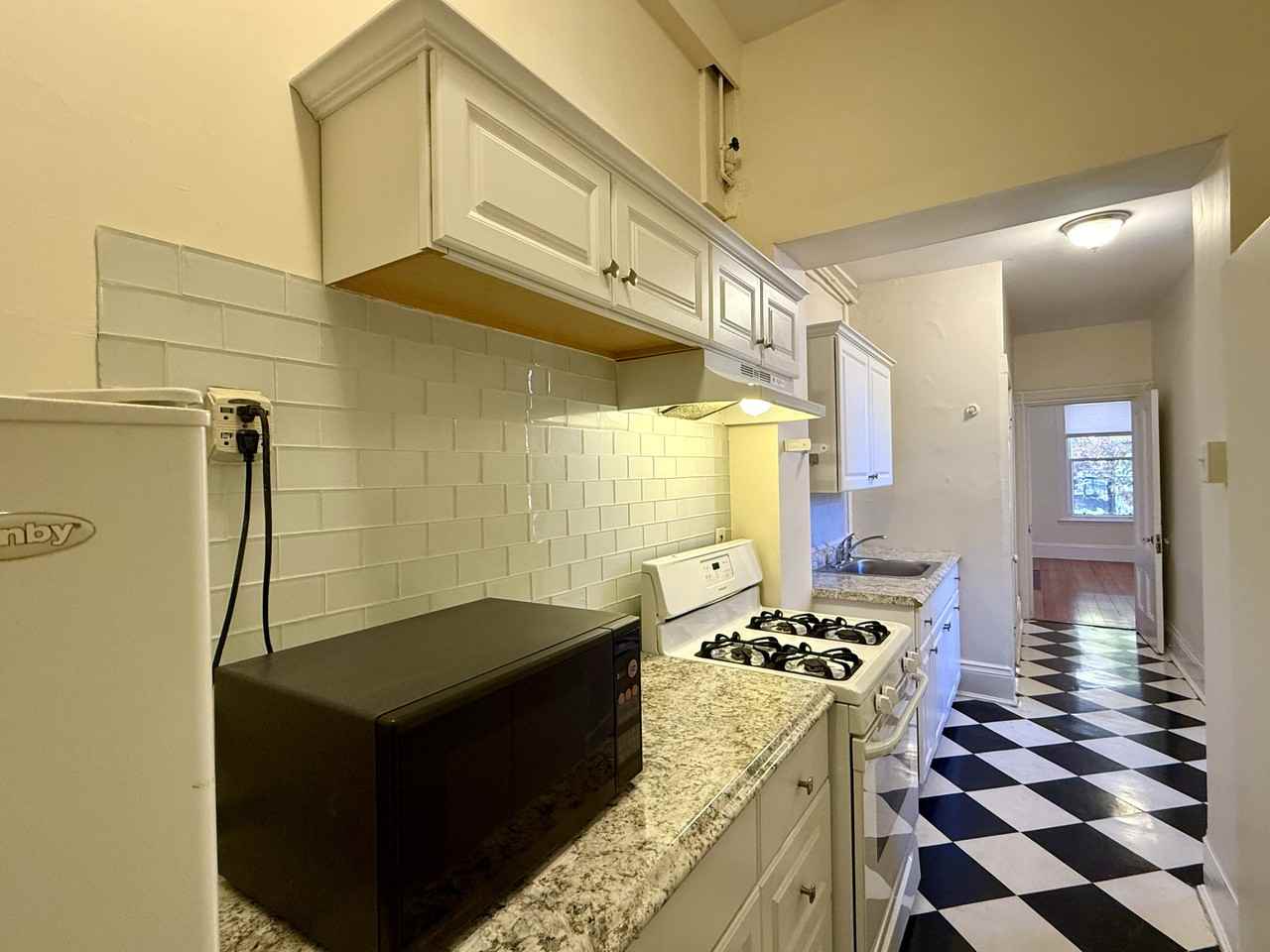 293 Newbury St #2A - Photo 7 of 11