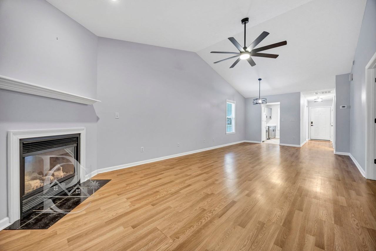 116 Waverly Point Drive - Photo 7 of 28