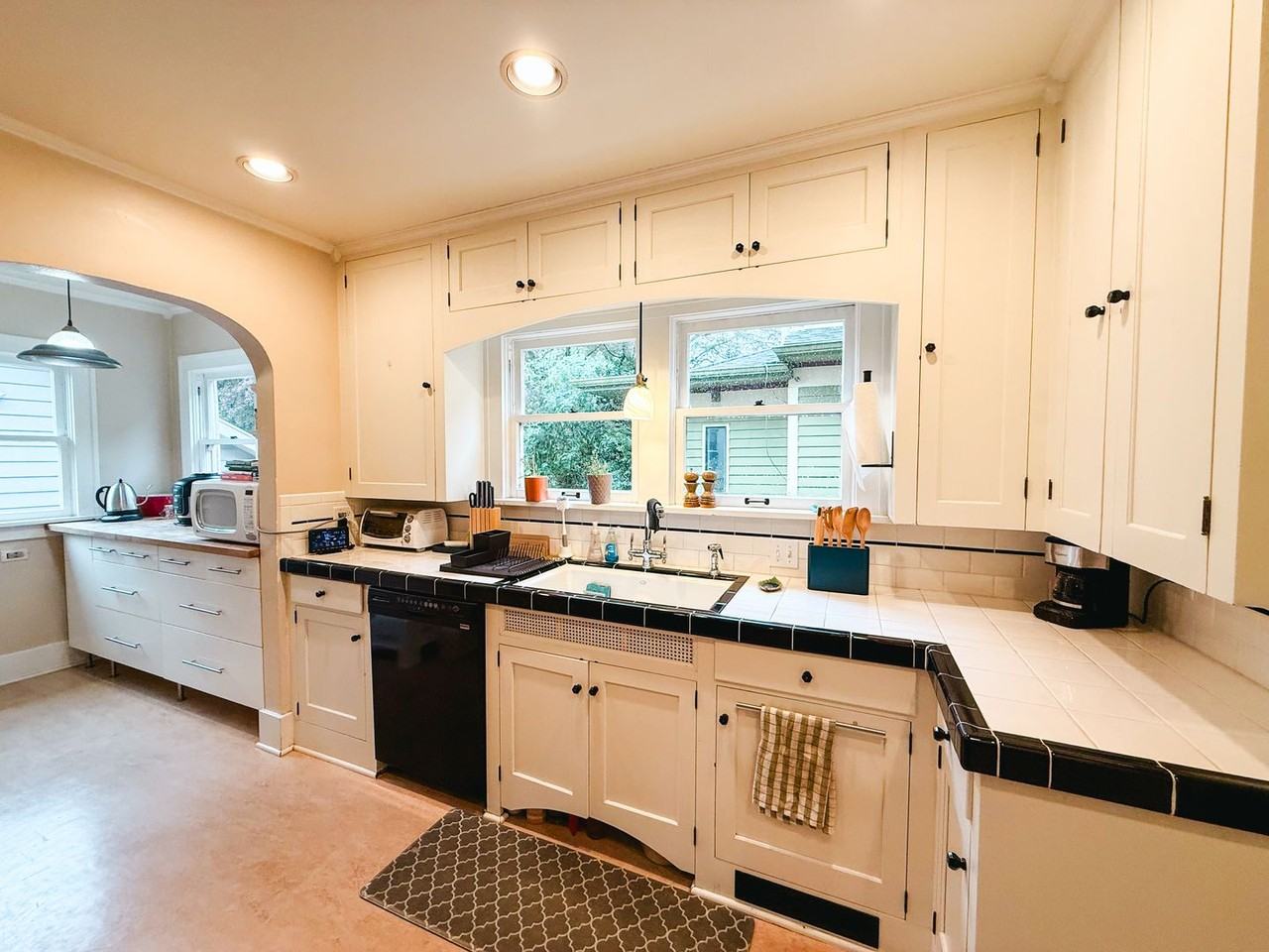 3524 Ne 13th Ave - Photo 3 of 23