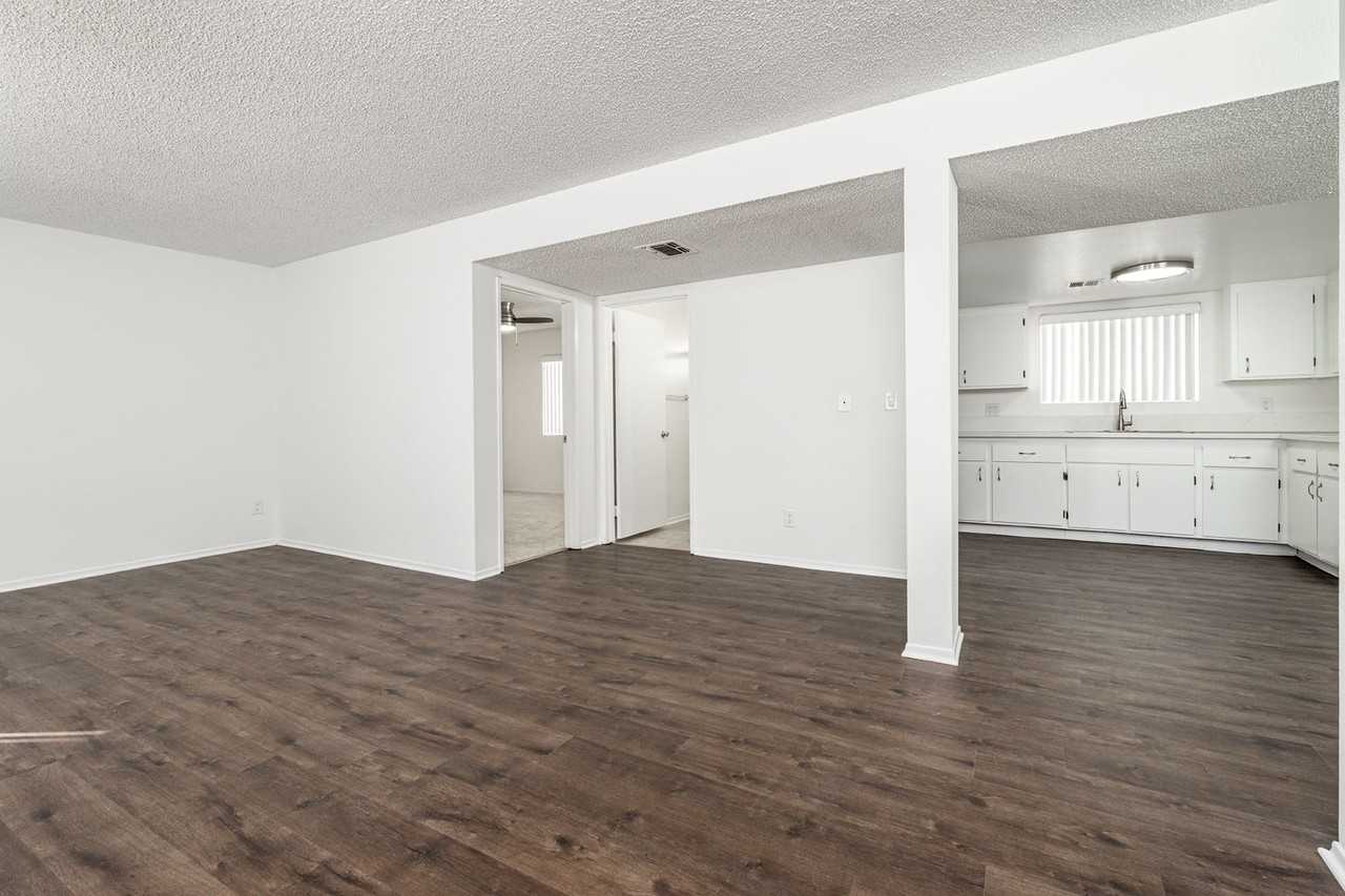 elm134 - Photo 5 of 24