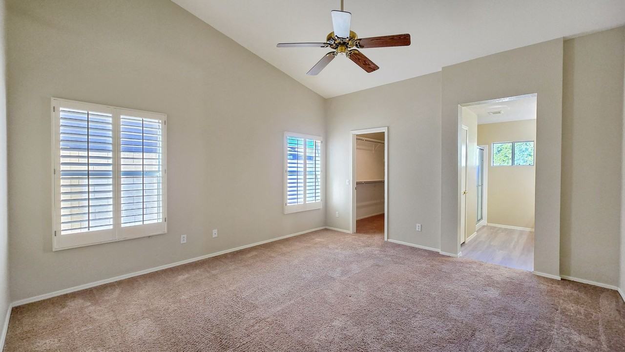 15062 West Piccadilly Road - Photo 2 of 30