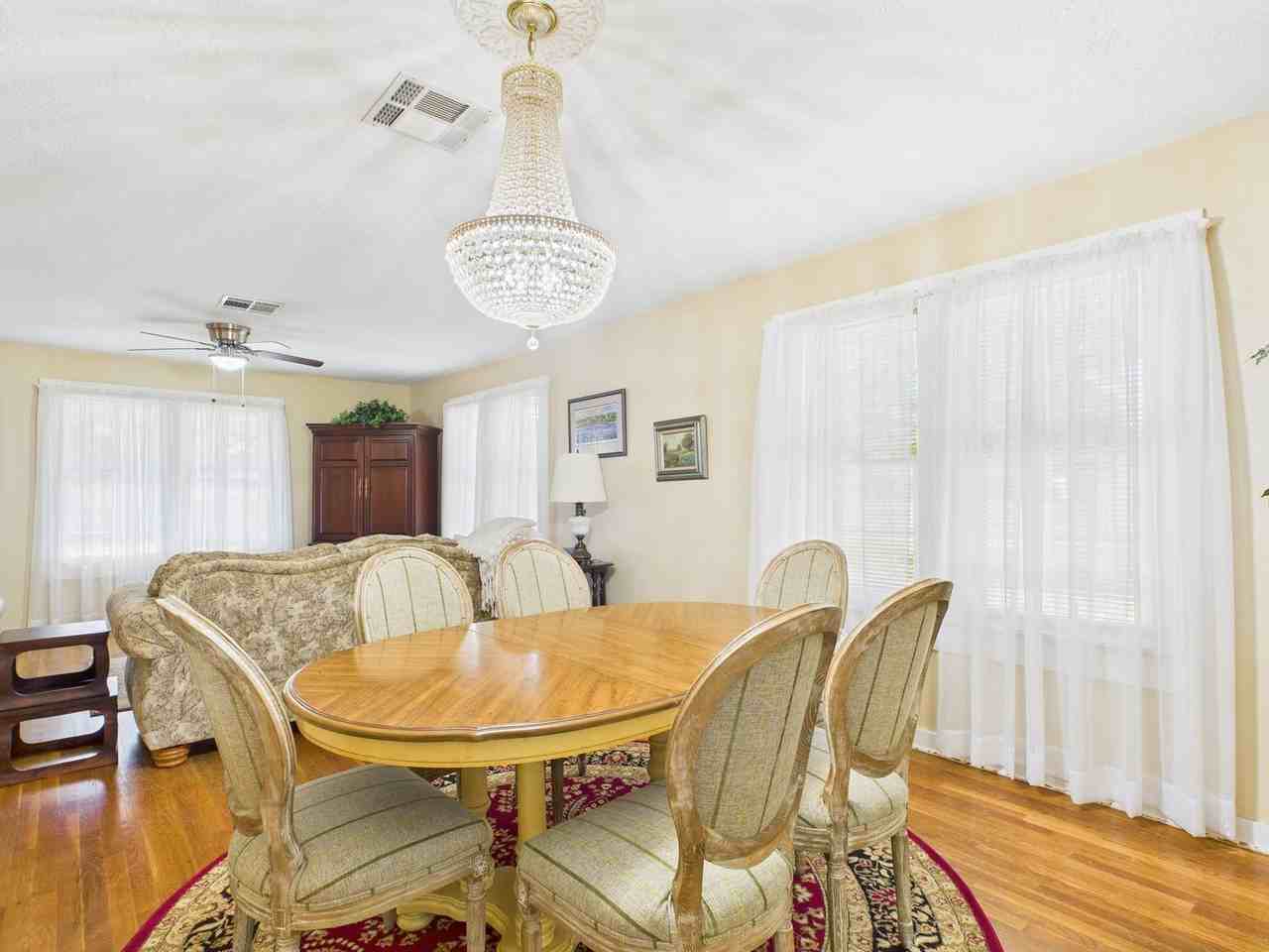 206 N Edison St - Photo 3 of 43