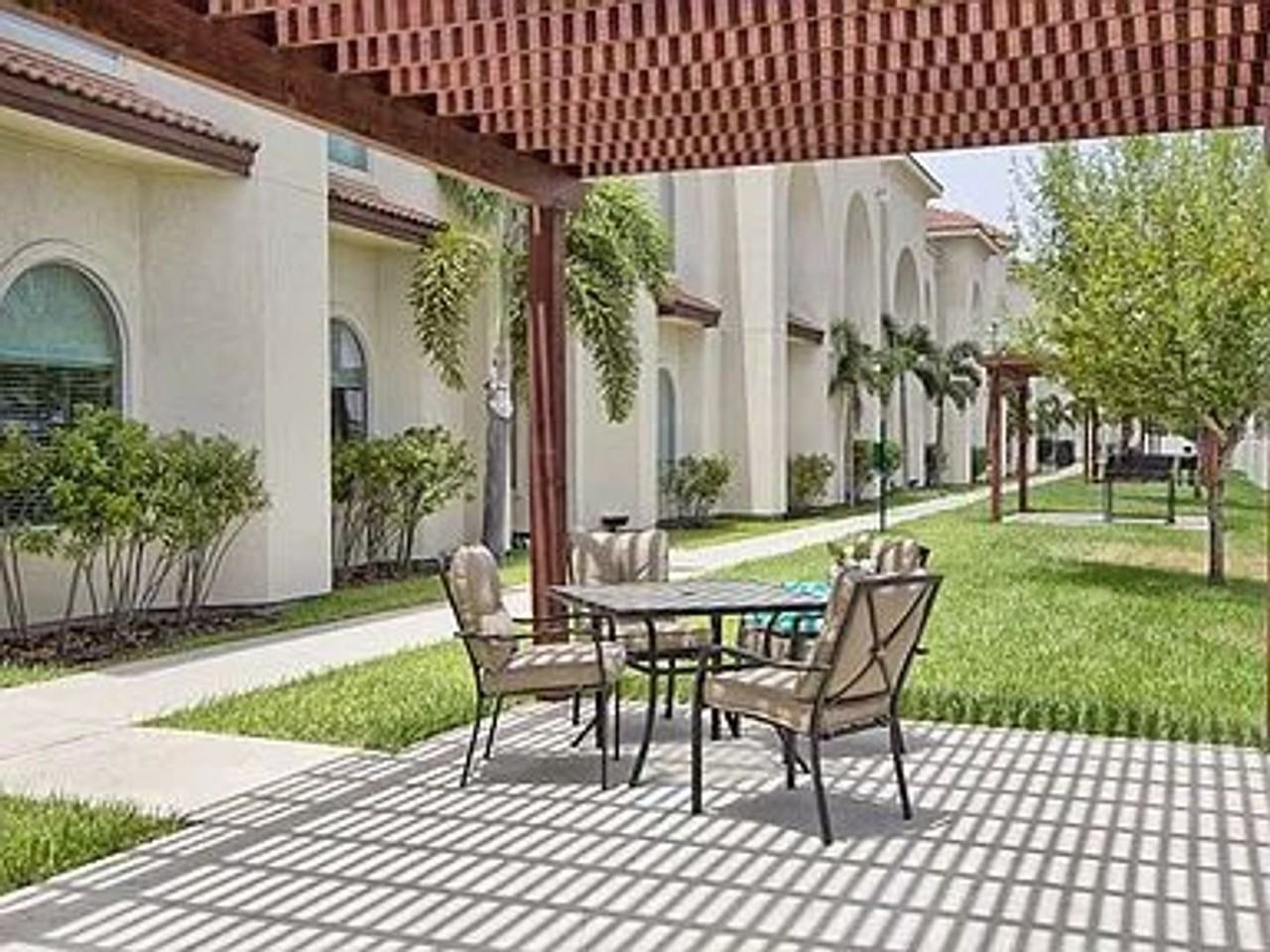 1413 Keeton Ave - Photo 4 of 5