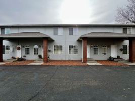 featured image of 1227 S 75th Ave