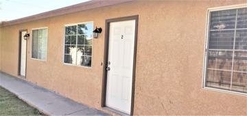 featured image of 938 E 4th St