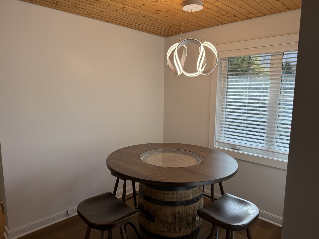 521 N Oak St #NA - Photo 5 of 23