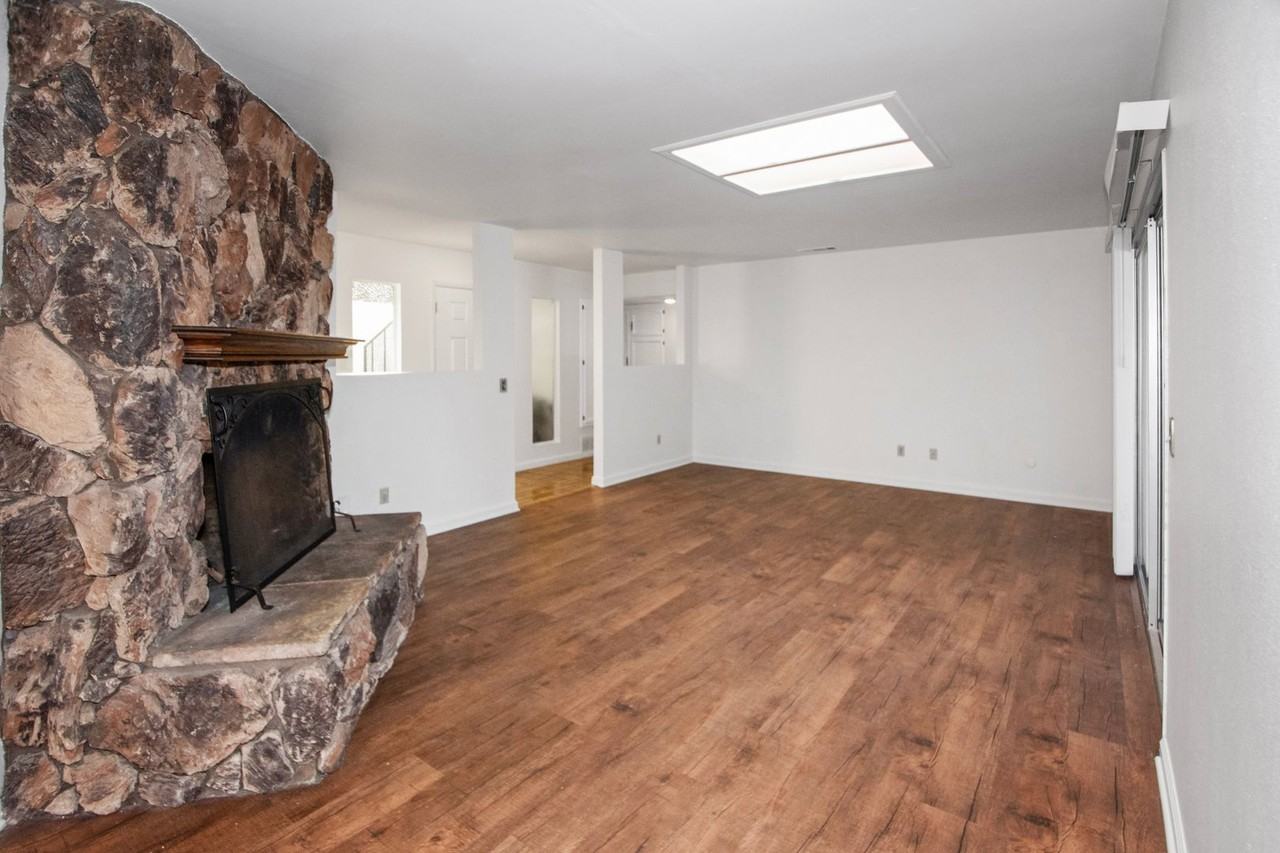 1370 5th St - Photo 7 of 38