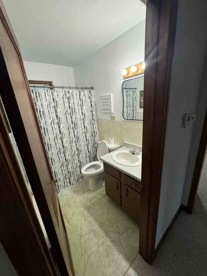 707 W Jackson St #NA - Photo 6 of 7