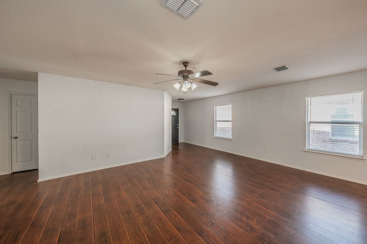 712 Grant Street - Photo 3 of 29