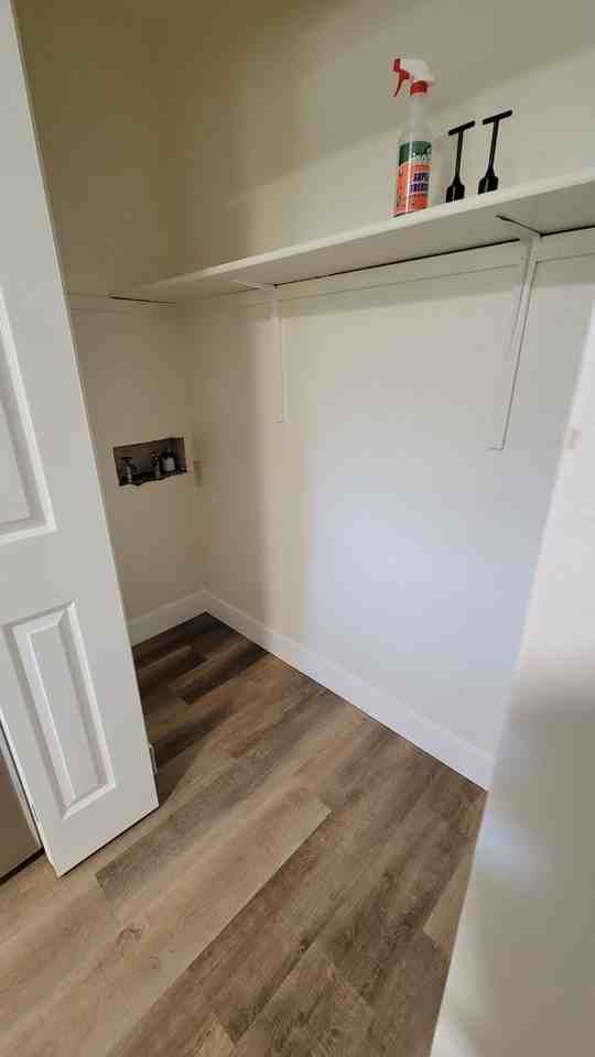 410 E 22nd Pl - Photo 4 of 14