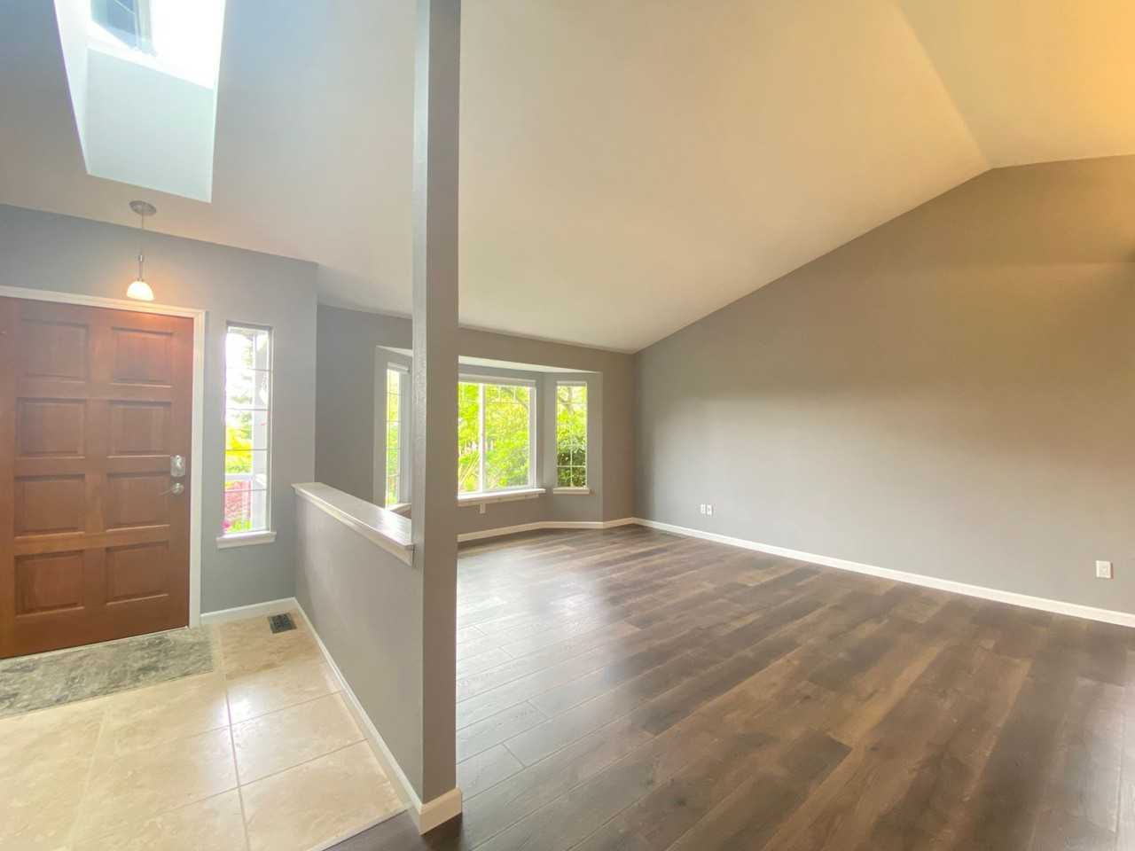 12525 93rd Ave Ne - Photo 3 of 17