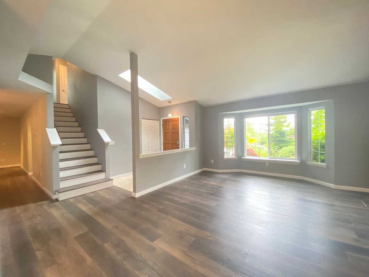 12525 93rd Ave Ne - Photo 4 of 17