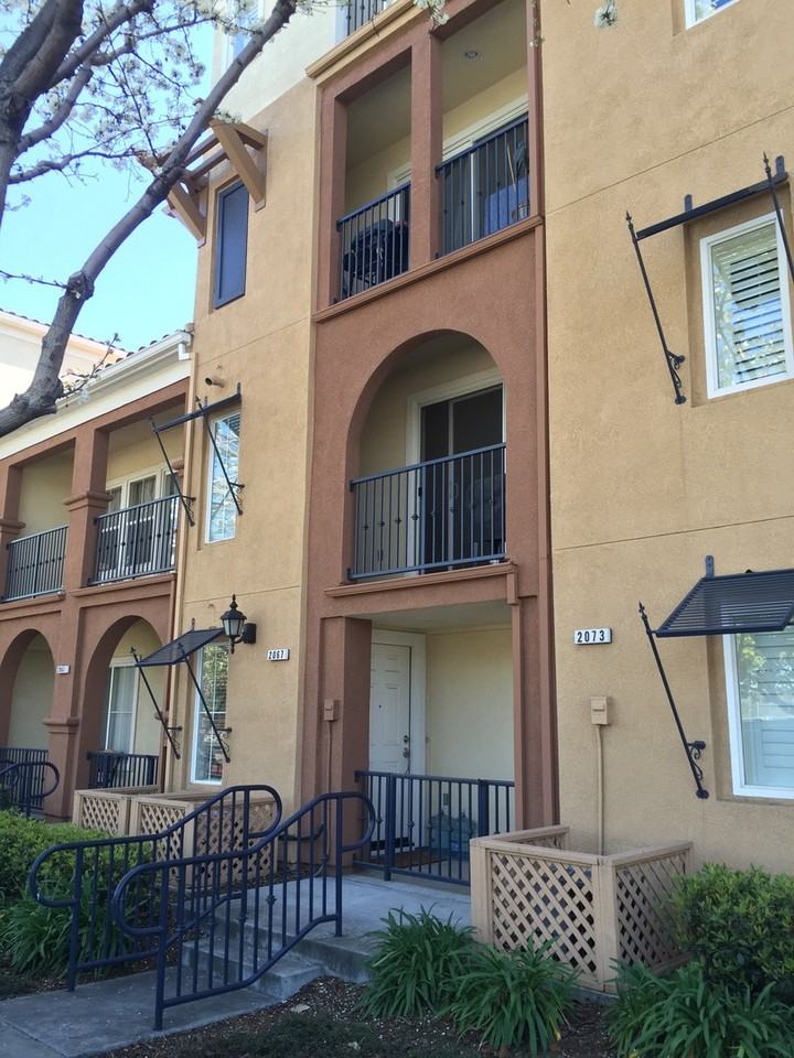 2067 Sonador Commons