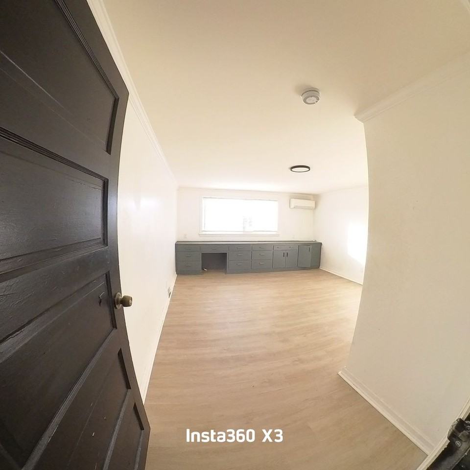 448 W Main St - Photo 7 of 13