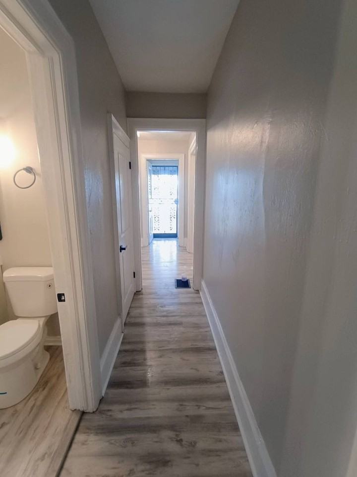 3163 N Palmer St - Photo 5 of 30