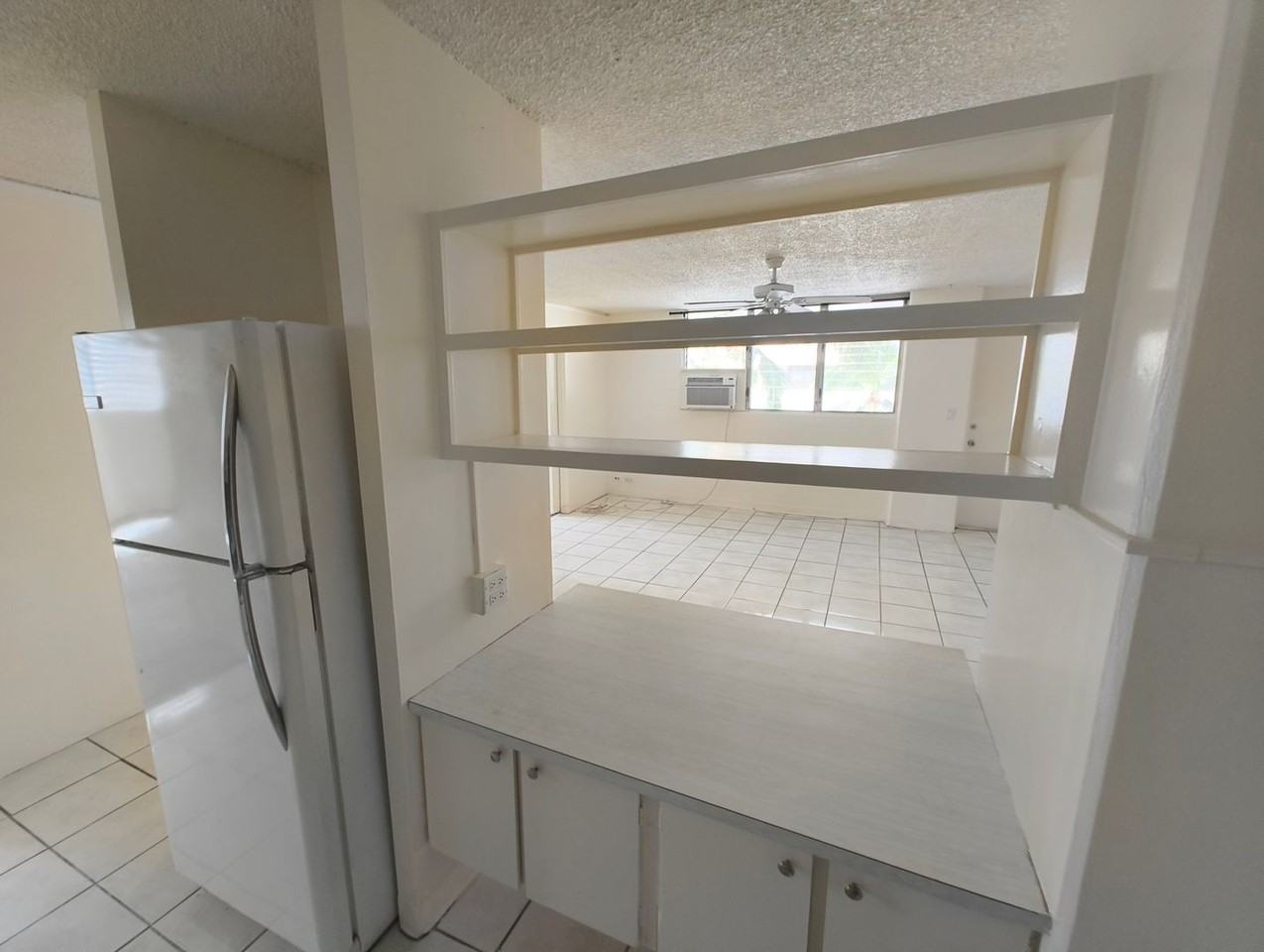 2442 Kuhio Ave #601 - Photo 2 of 11