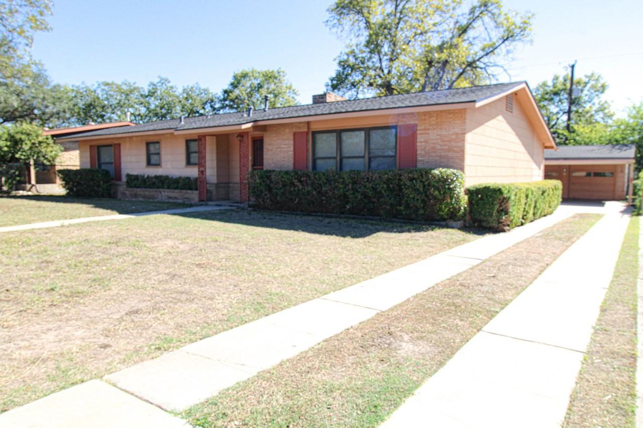 434 Cosgrove St - Photo 2 of 47