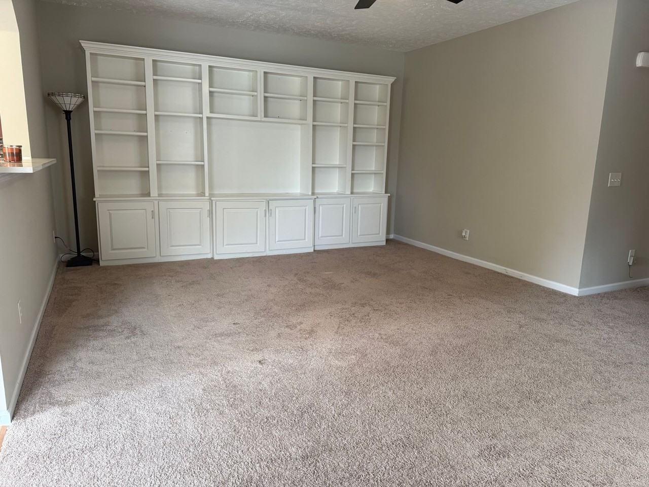 8109 Valley Oak Dr - Photo 7 of 18