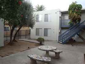 Menlo / Talmadge Villas - Photo 1 of 1