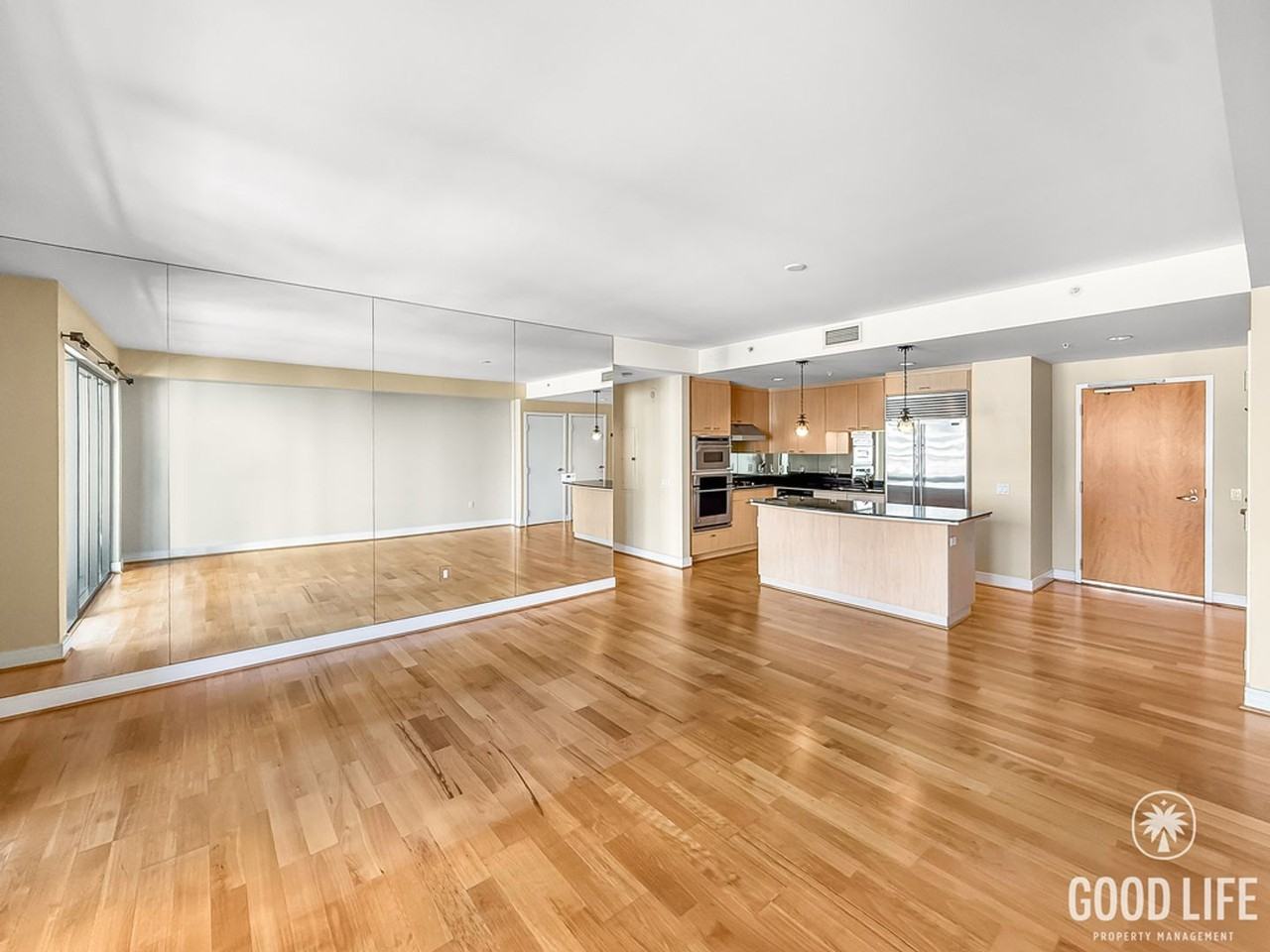 645 Front Street - Photo 5 of 21