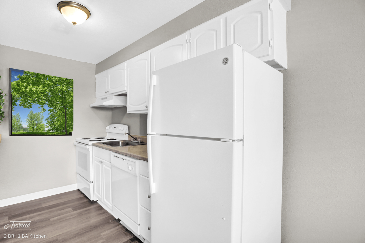 1571 Beeler Street - Photo 5 of 15