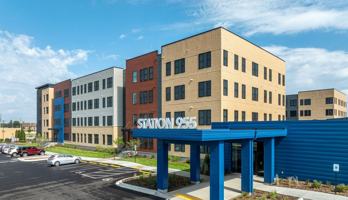 featured image of 955 West Clairemont Avenue