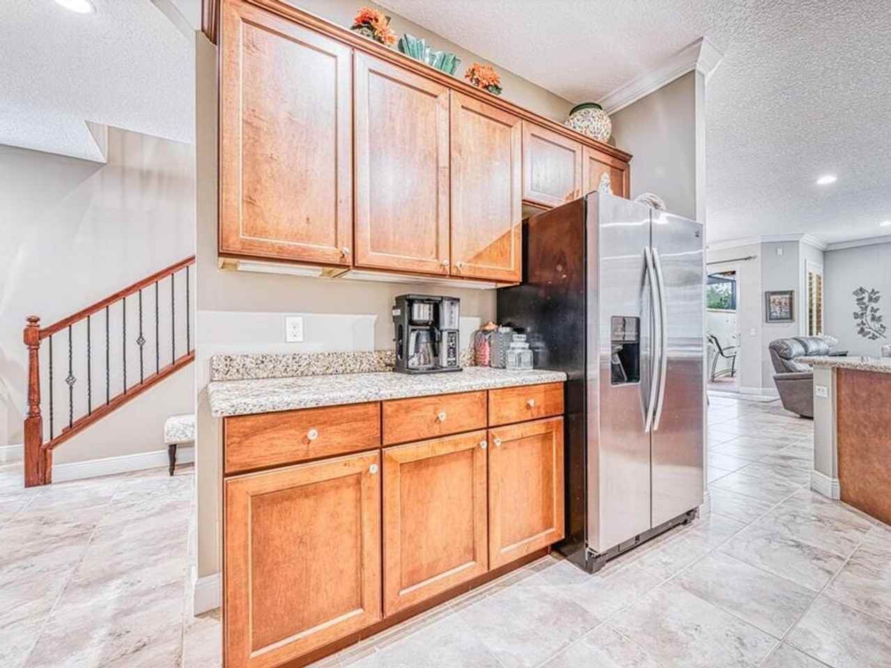 2122 Sabal Tree Ct - Photo 2 of 18