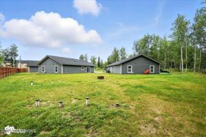 featured image of 1115 S Spring Dr