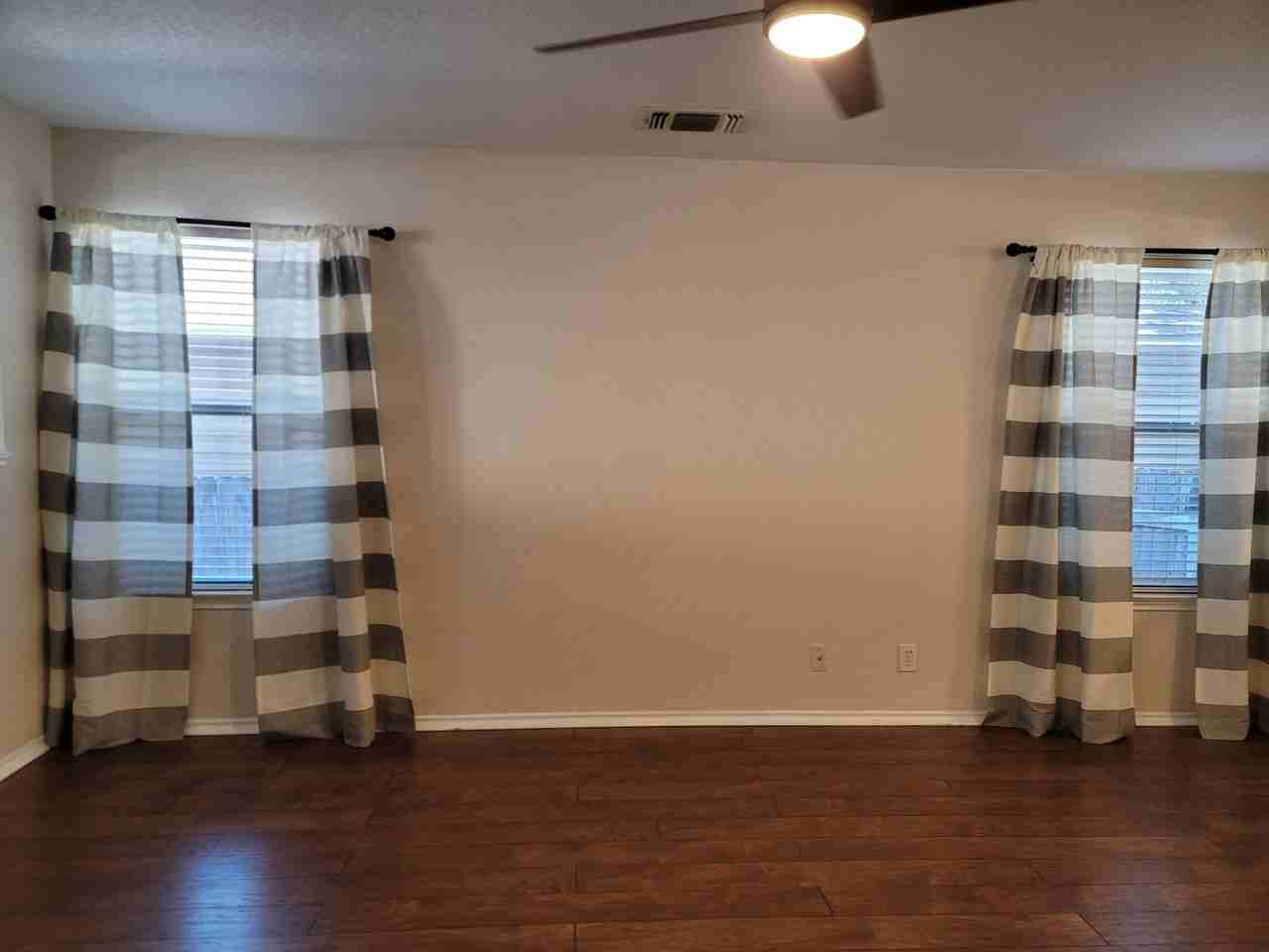 4923 Bending Elms - Photo 6 of 24