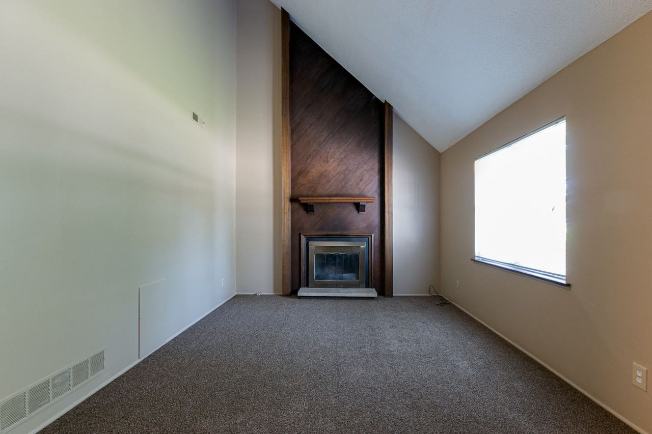 3312 Shady Valley Dr - Photo 3 of 25