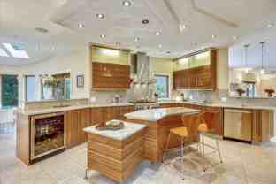 6600 80th Pl - Photo 1 of 1