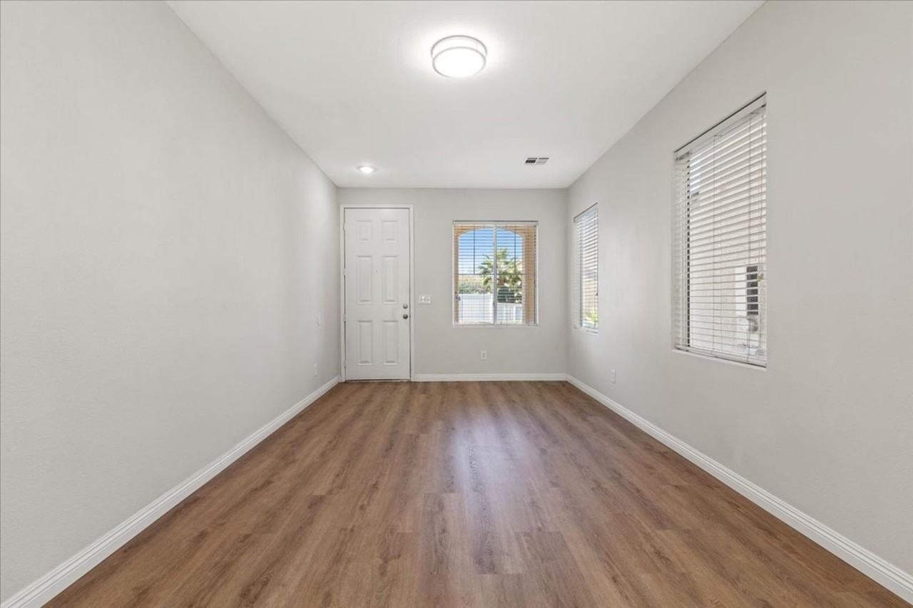 920 Shining Rose Place - Photo 3 of 22