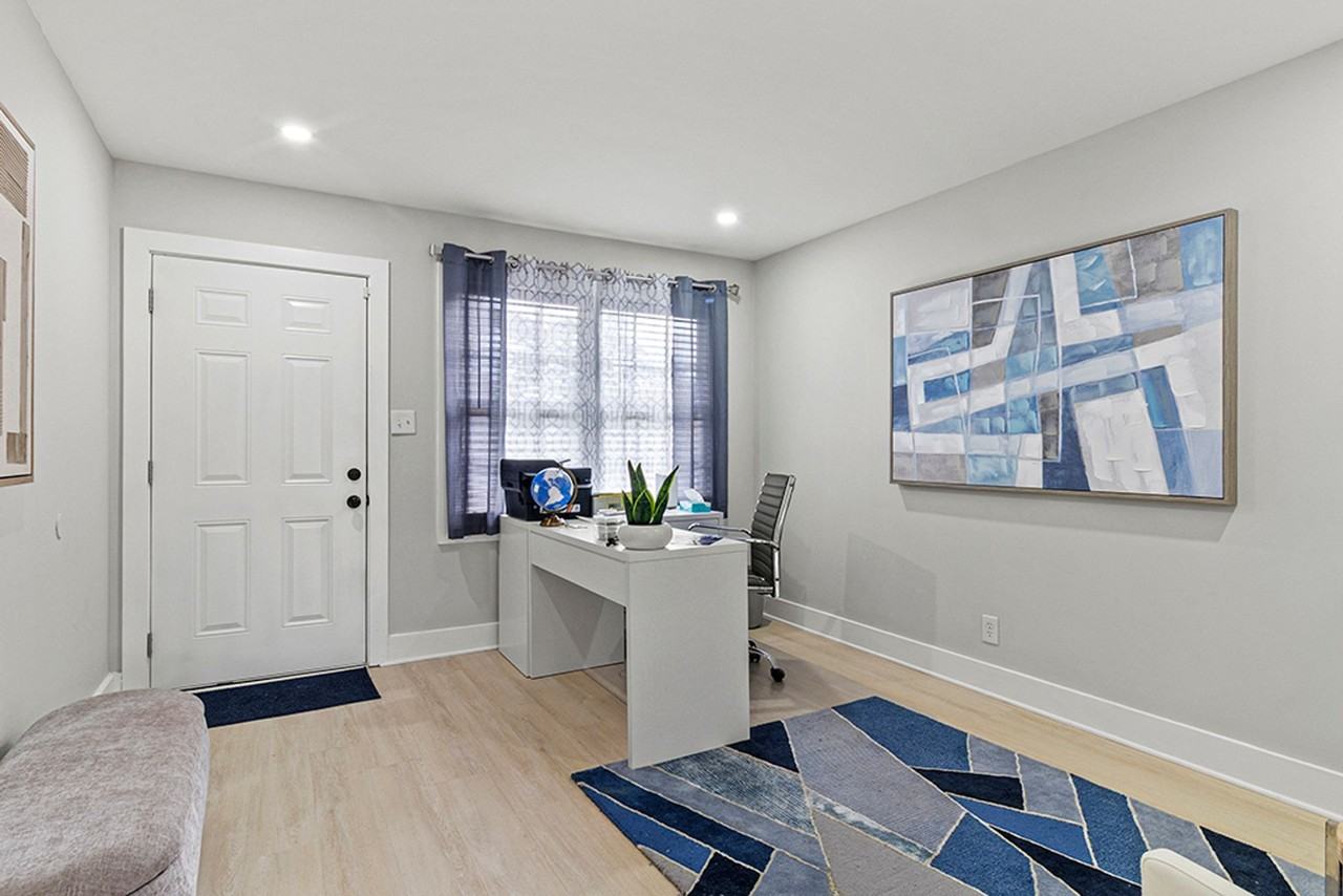 Blue Pines Apartments - Photo 2 of 11