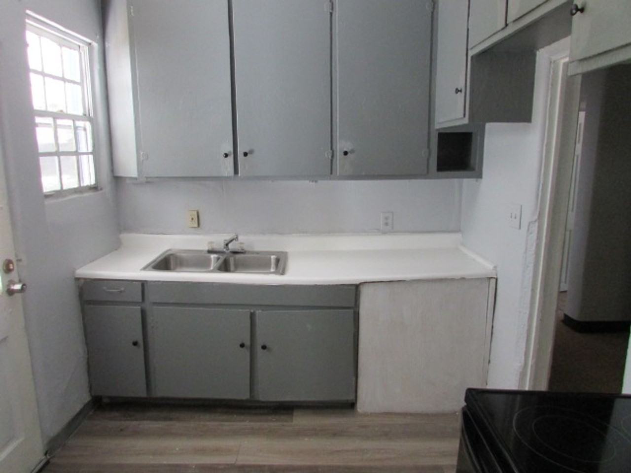 7 Burgess Ct - Photo 4 of 8