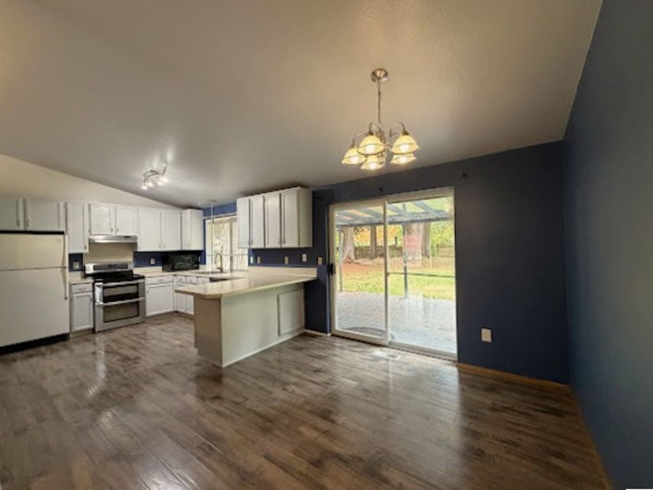 2917 Cornell Ct Se - Photo 7 of 24