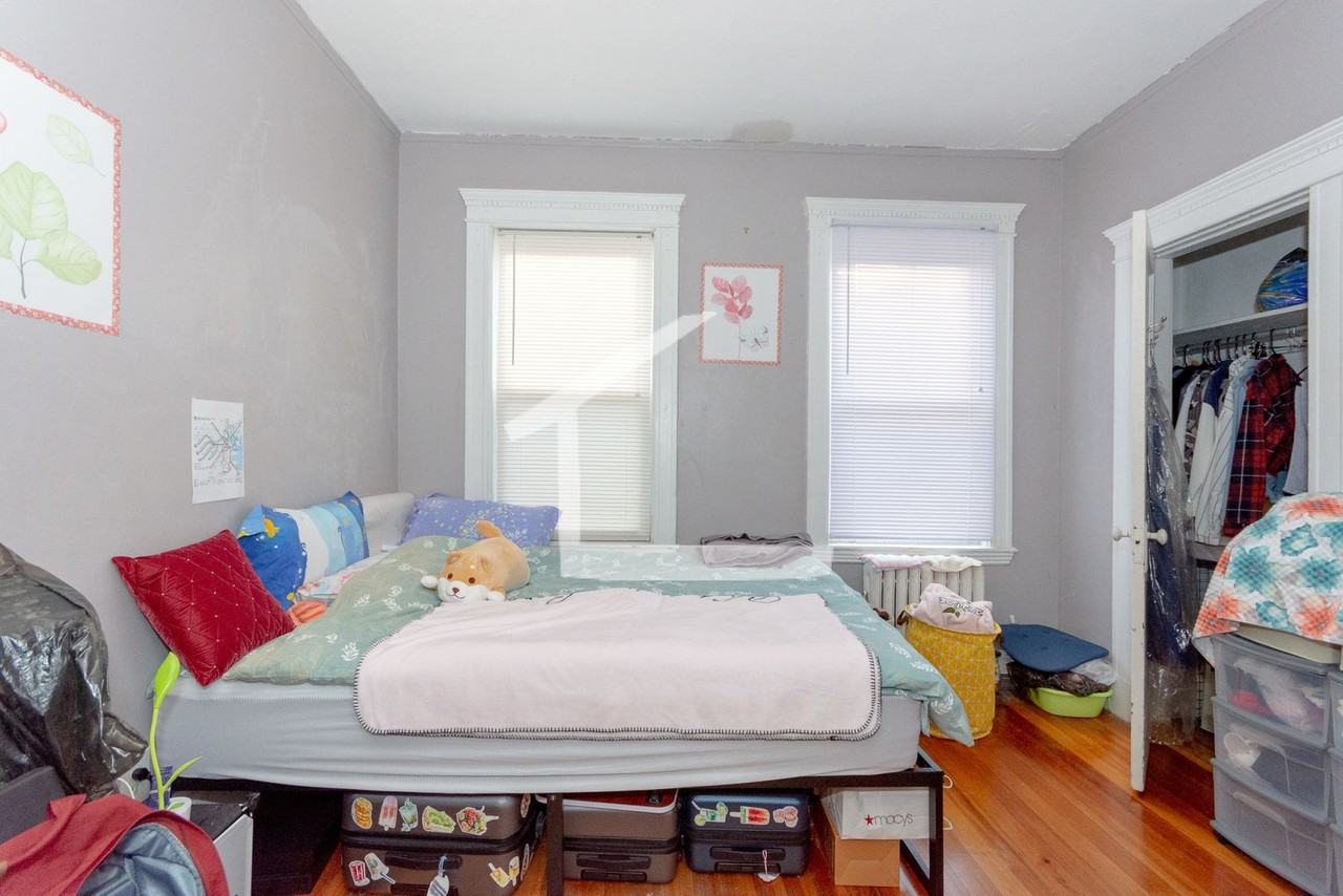 33 Chester St - Photo 3 of 11