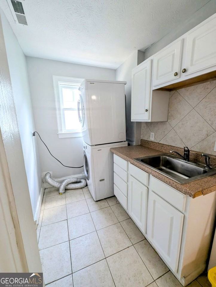 260 260 Patterson Avenue - 260 Patterson Avenue -A #A - Photo 3 of 19