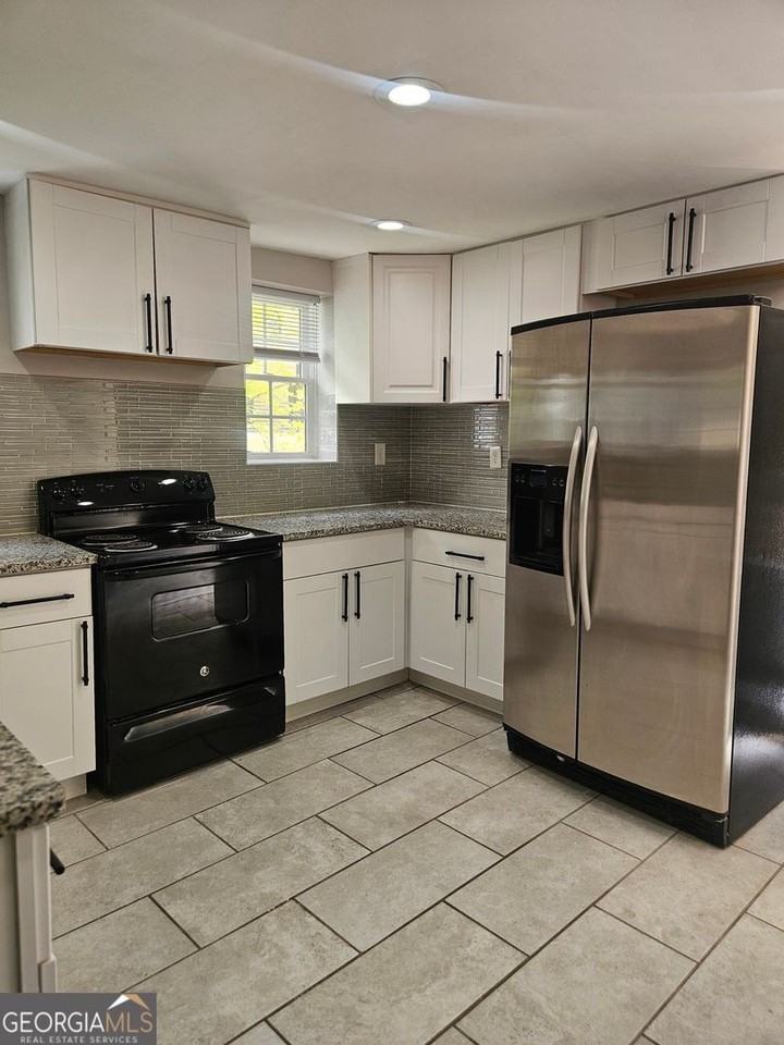 234 234 Patterson Avenue  - 234 Patterson Avenue #B - Photo 2 of 20