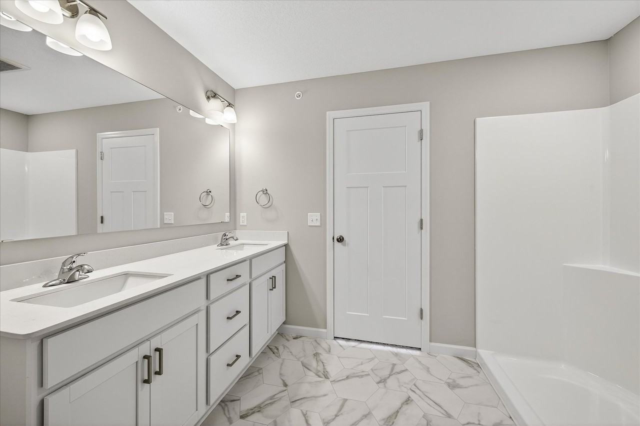 25589 3rd Street West - Photo 7 of 17