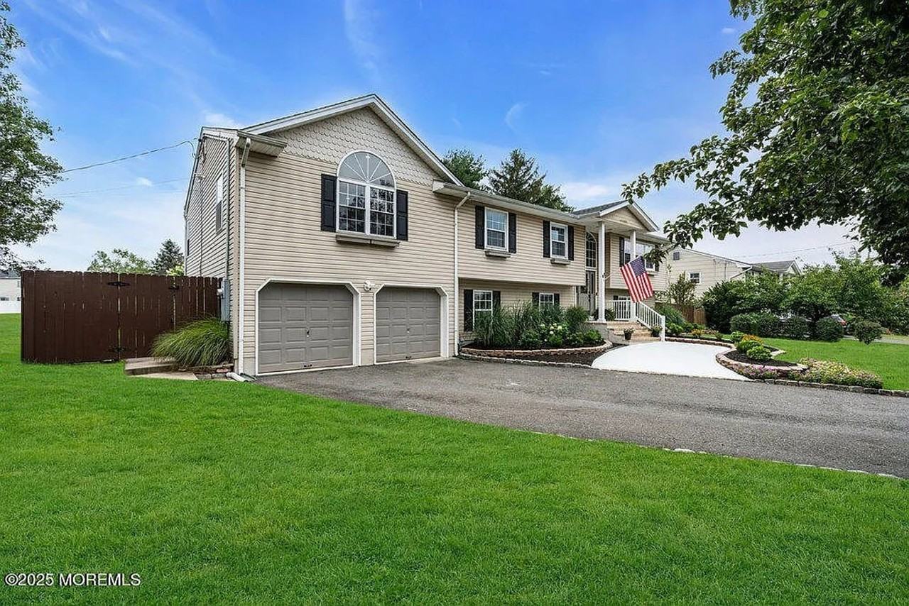 61 61 lynn - Photo 3 of 41