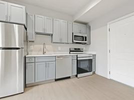 featured image of 1601 17th St Se