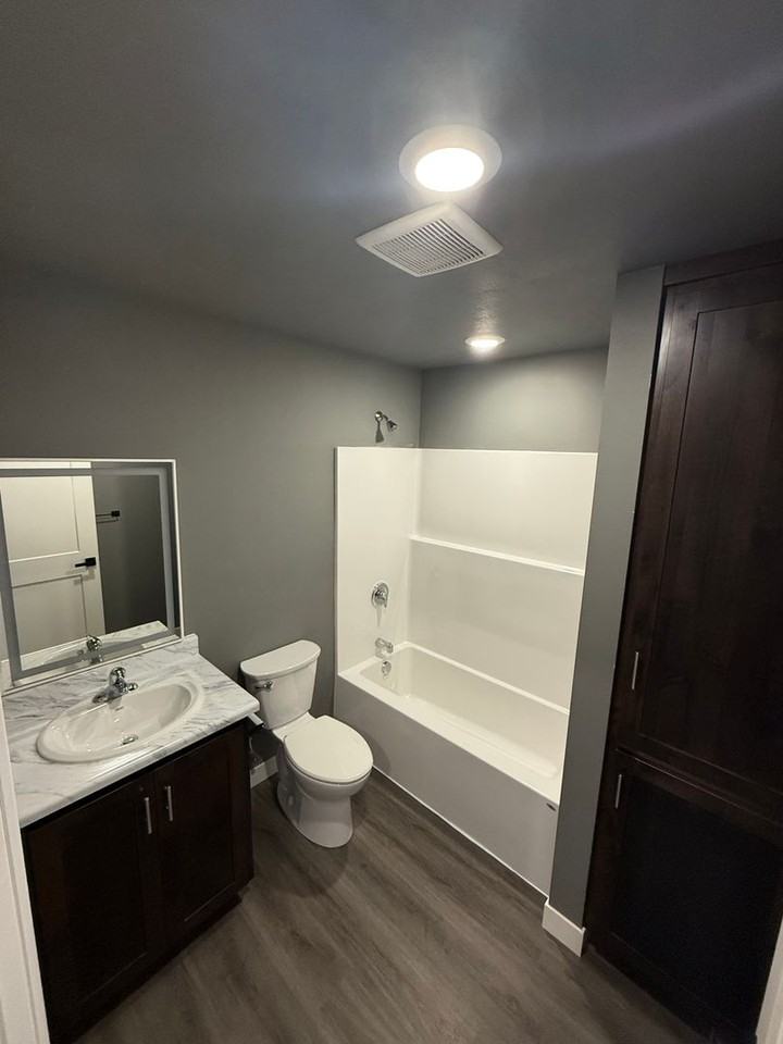 Mitchell 36-Unit (Legacy Lofts) - Photo 7 of 11