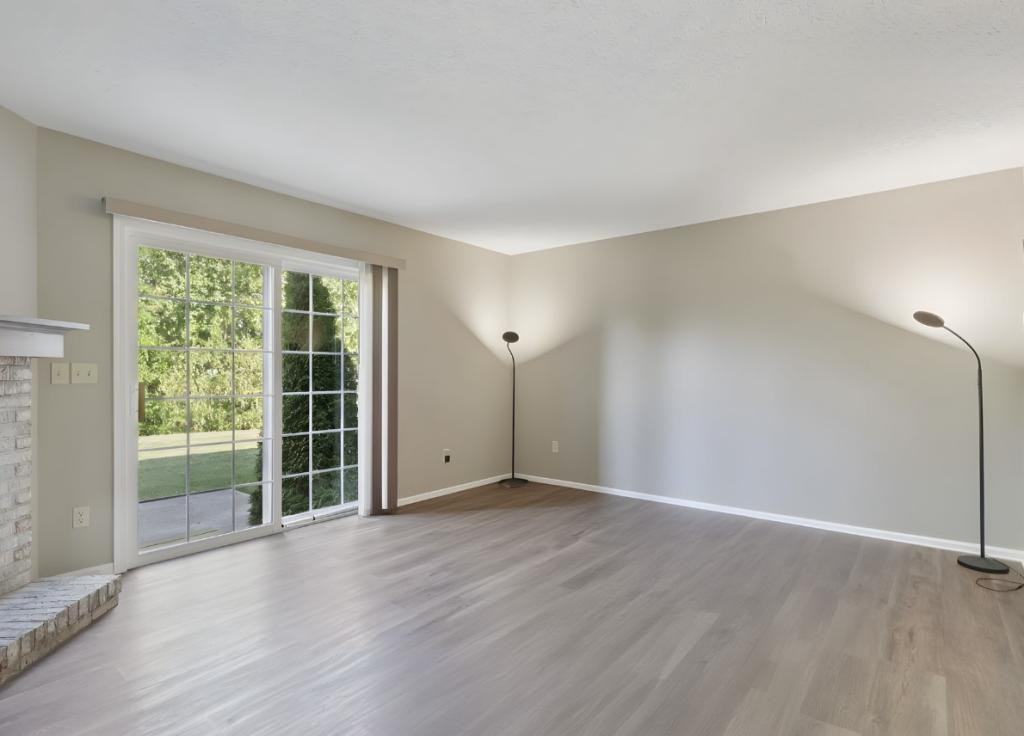 407 Rachel Ln - Photo 4 of 20