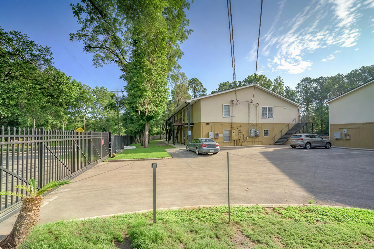 Mockingbird Garden Apartments - Photo 2 of 46